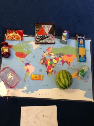 P3C having lots of fun during \'Yum Yuck\' activity based learning.